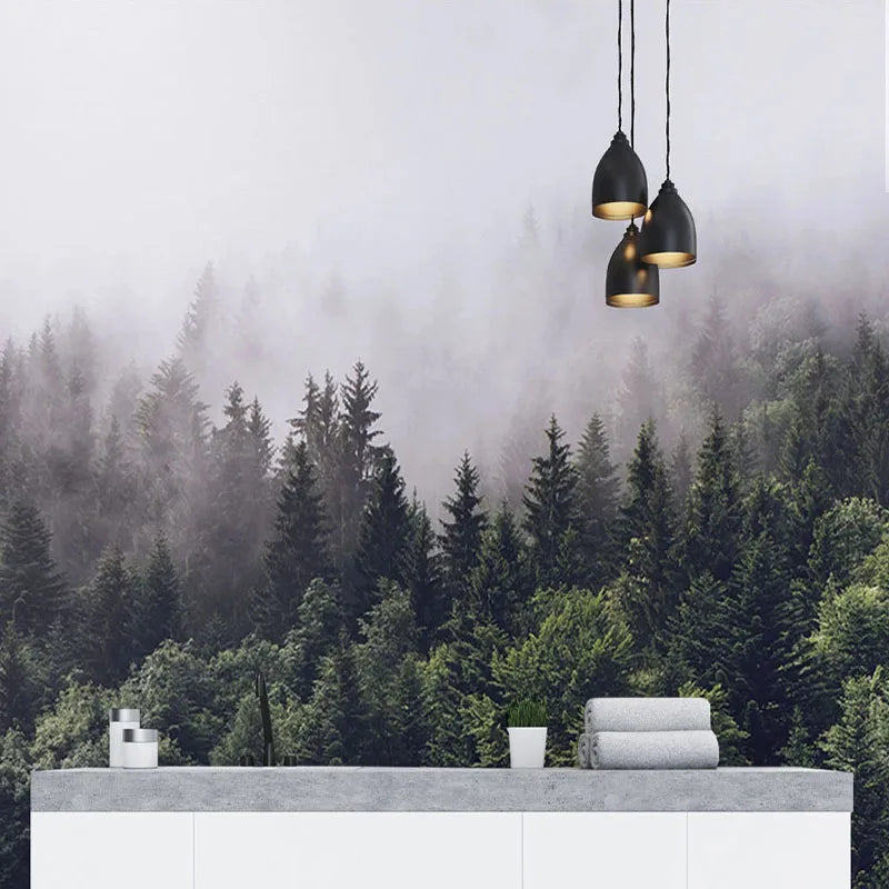Papier peint panoramique Sapins dans le brouillard : forêt de sapins vert sombre dans le brouillard, posé dans un salon