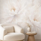 Papier peint panoramique Pivoines ivoire : pivoines ivoire derrière un fauteuil bouclette et une petite table ronde
