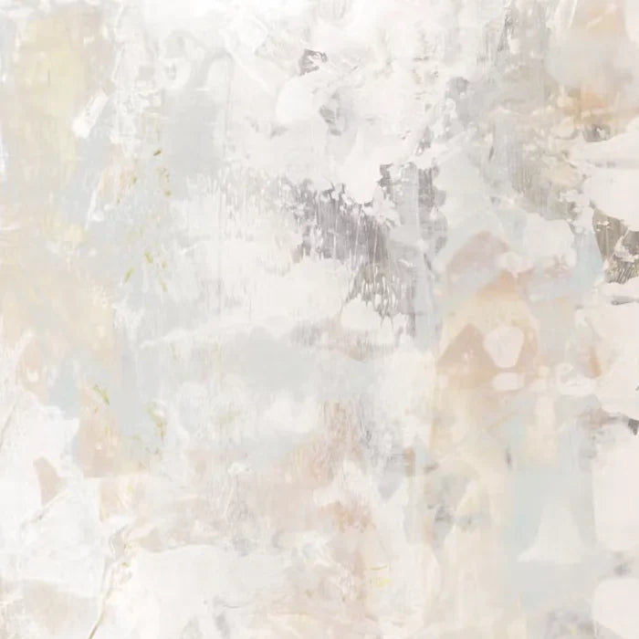 Papier peint effet chaux peinte ivoire : détail de la matière, touches ivoire, grège et gris perle