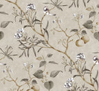 Papier peint panoramique Branches fruitières et oiseaux lin : vue du motif, branches fruitières, fleurs blanches et petits oiseaux sur fond lin