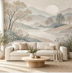 Papier peint panoramique Collines japandi aquarelle : collines, lac et arbres stylisés à l'aquarelle beige et taupe, posé dans un salon