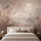 Papier peint panoramique Lune et herbes folles vieux rose : lune et herbes folles vieux rose derrière un lit