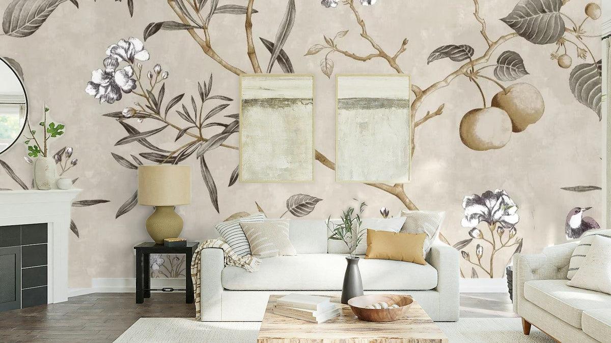 Papier peint panoramique Branches fruitières et oiseaux lin posé au-dessus du canapé d’un séjour