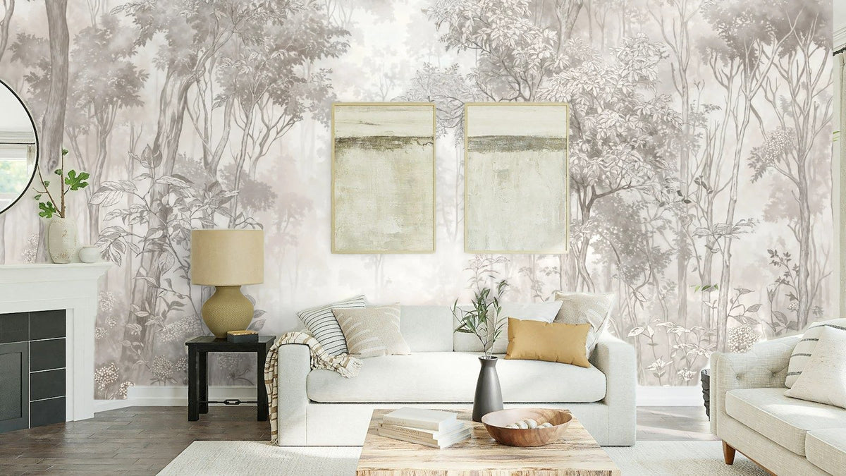Papier peint panoramique Forêt dans la brume gris lin posé au-dessus du canapé d’un séjour