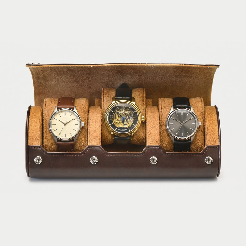 Rouleau Nomade trois montres, façon cuir brun café, trois montres en place