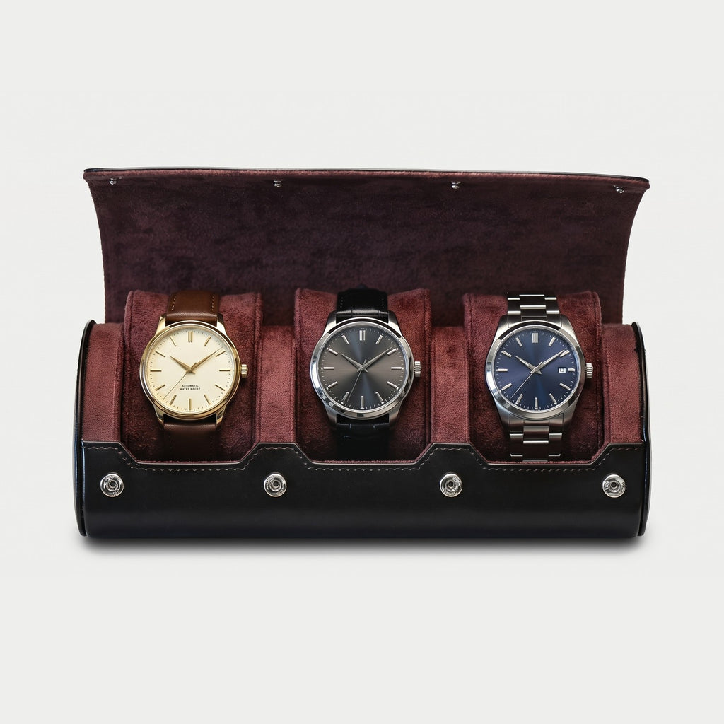 Rouleau Nomade trois montres, façon cuir noir, intérieur bordeaux, trois montres en place